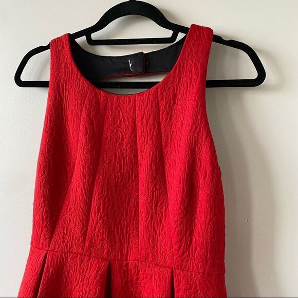 MOULINETTE Soeurs -Lipstick Red Nipped Dress - Picture 5 of 16